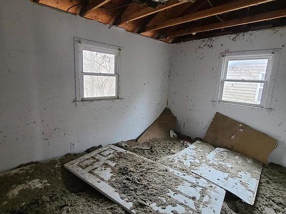 5th image of 354 Tedmark Ct