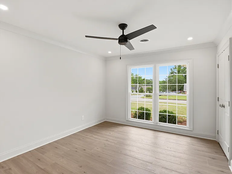 300 Kimberly Dr — Photo 15