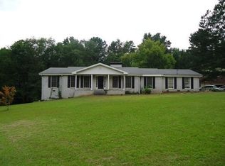 3650 Mill Lake Dr, Douglasville, GA 30135