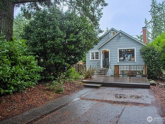 2020 Marine Drive, Bremerton, WA 98312