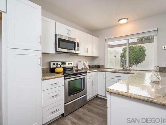 2nd image of 6867 Parkside Ave