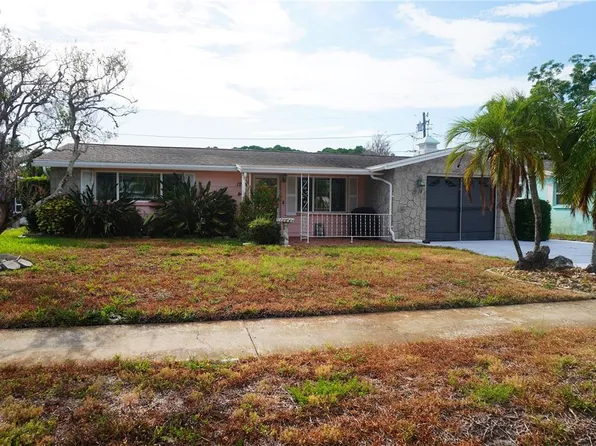 1248 Ermine Dr, Holiday, FL 34690