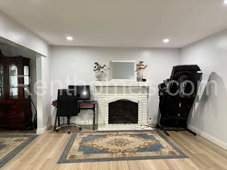 17540 Hada Dr — Photo 6