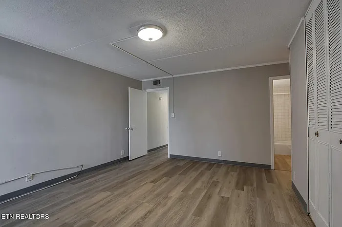 400 Dublin Dr — Photo 8