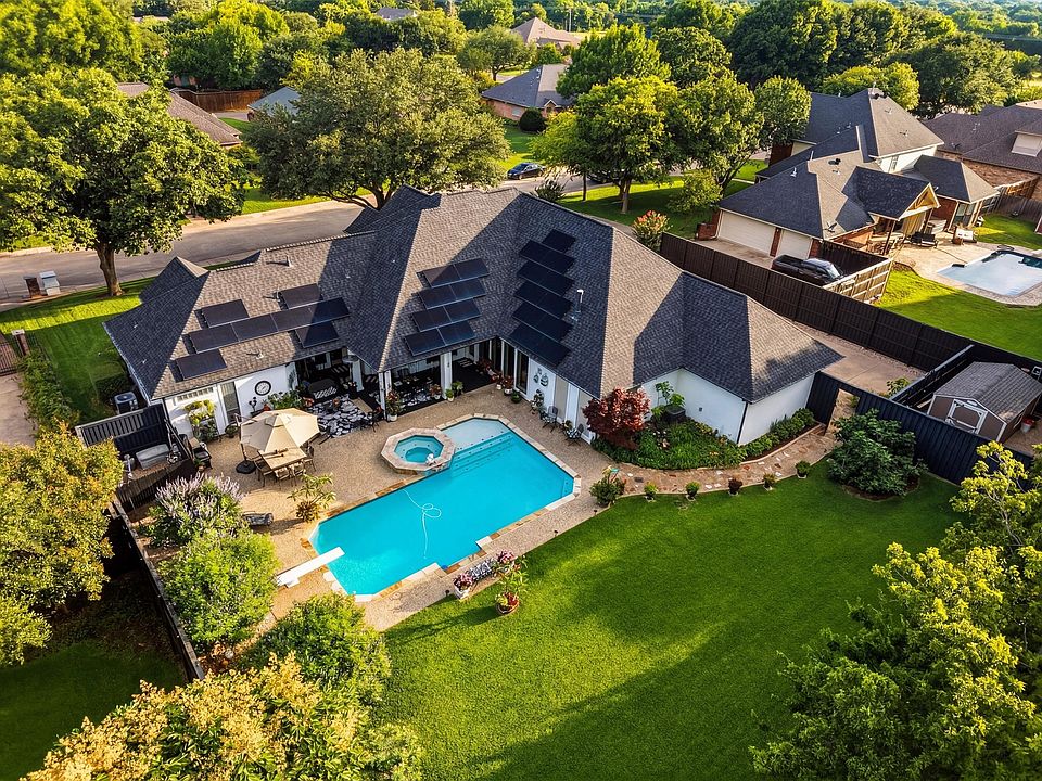 1st image of 107 Nob Hill Ln