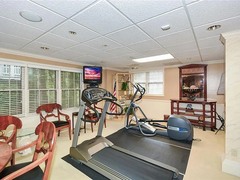 1640 Lazy River Ln — Photo 77