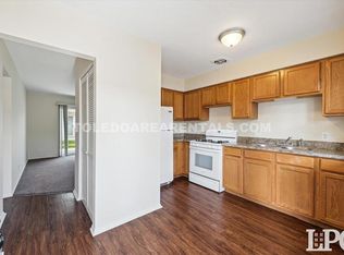 413 S Enterprise St #413B, Bowling Green, OH 43402