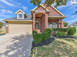 703 Arlington Ln, Rosenberg, TX 77469
