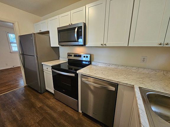 2nd image of 3317 Montclair Rd