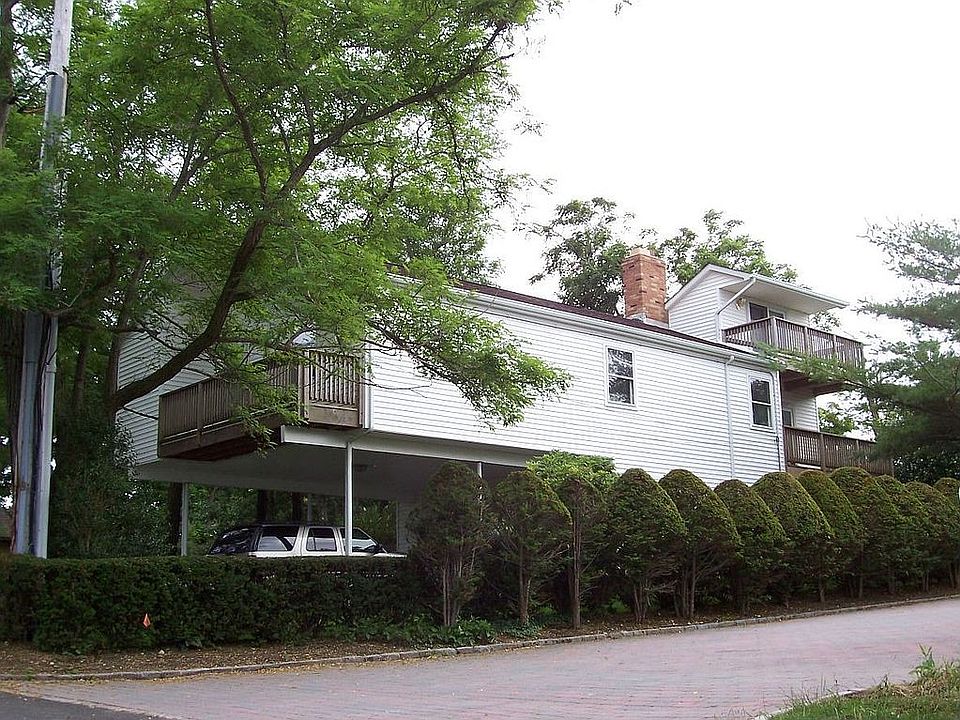 Front of House Facing Waterviews
