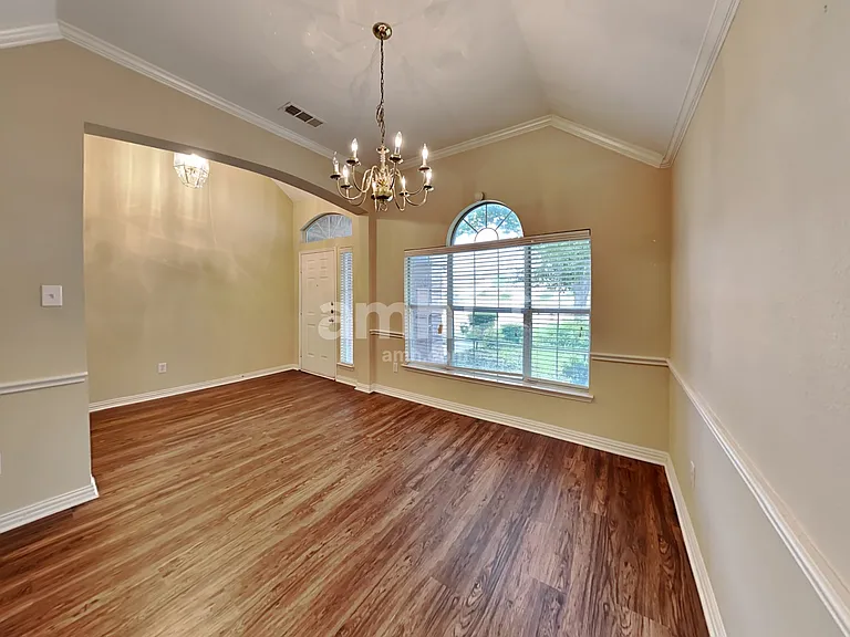 4308 Rebecca Ct — Photo 6