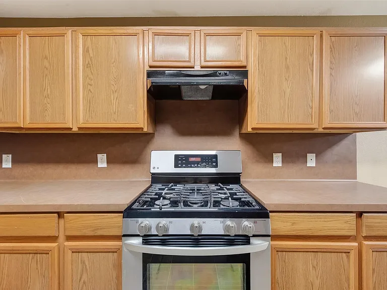 9219 Pinderfield Ct — Photo 19