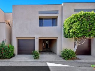 983 Village Sq, Palm Springs, CA 92262