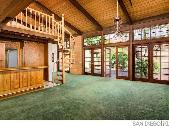 3rd image of 6343 Lake Dora Ave