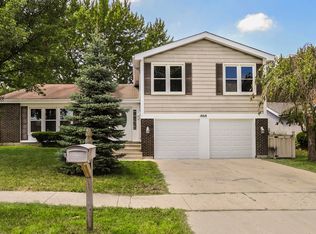 1868 Gregory Ave, Glendale Heights, IL