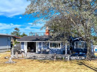 724 Walters Ln, Point Roberts, WA 98281