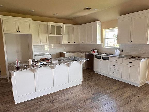 4th image of 1112 Center Court Cir