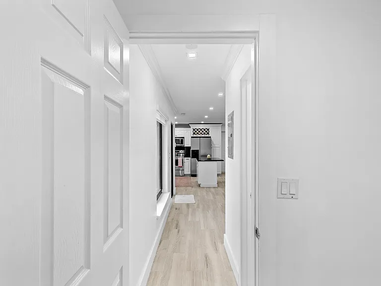 10955 SW 36th St — Photo 2