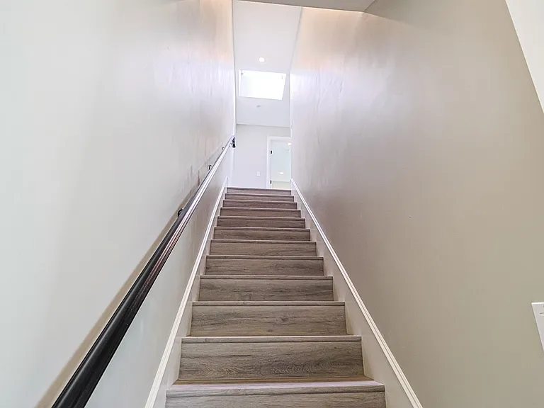 5261 Harmony Ave — Photo 20