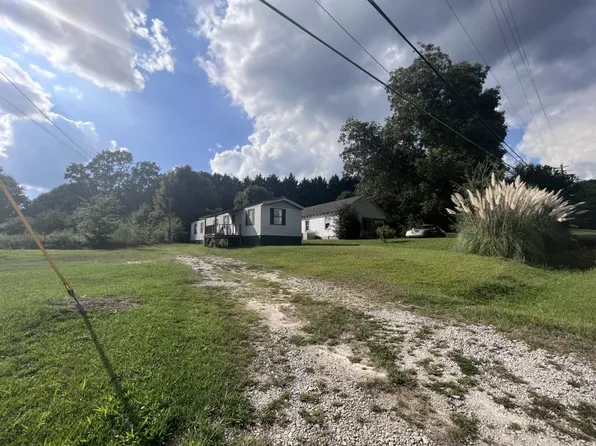 1736 Fernside Dr, Toccoa, GA 30577