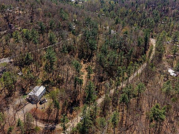 4th image of Shell Hollow Ln