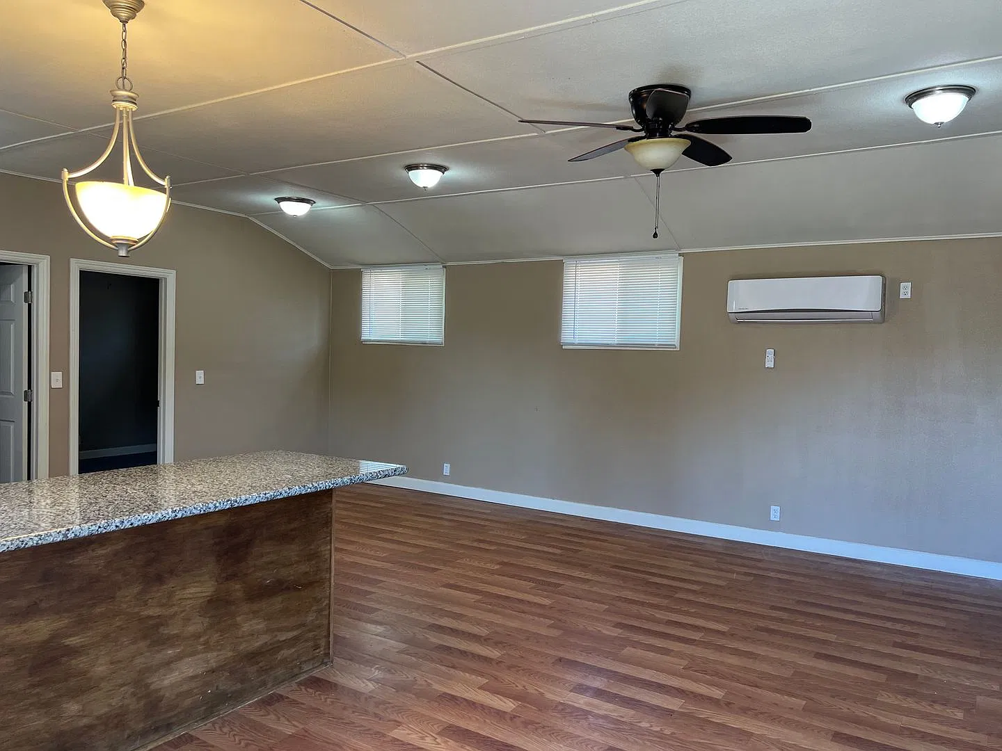 1710 S Teilman Ave — Photo 3