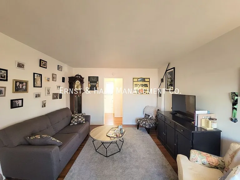1023 E 1st St #8 — Photo 6