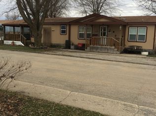 1510 1st Ave TRLR 72, Grinnell, IA 50112