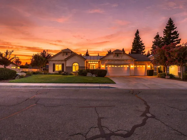 2041 N Peppertree Court, Visalia, CA 93291