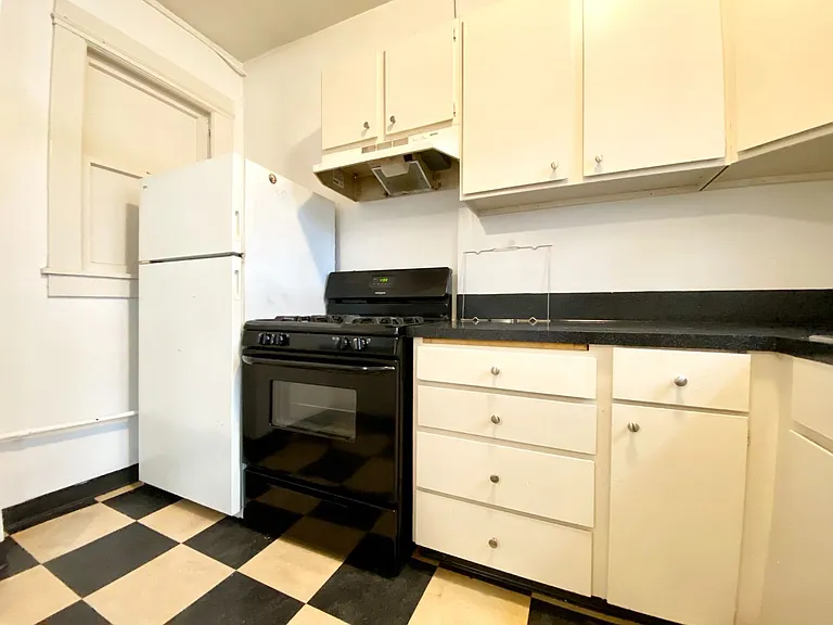 1511 Boylston Ave — Photo 26