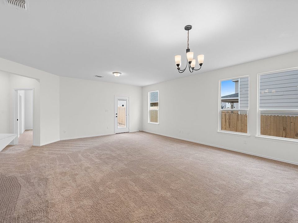 2nd image of 1015 Cowberry Dr