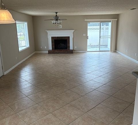 4th image of 6 Chip Ln #6