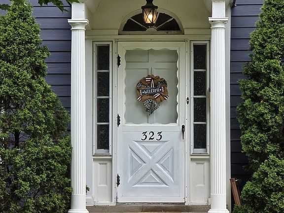 2nd image of 323 N Jefferson St