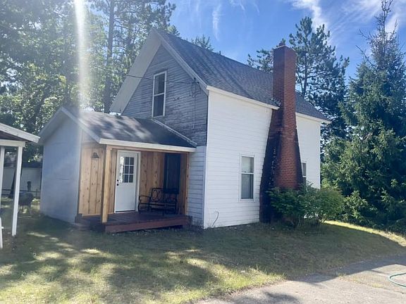3rd image of 2881 Cedar St