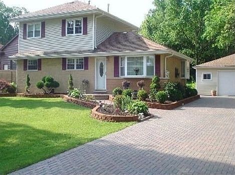1st image of 8361 W Hill Ave