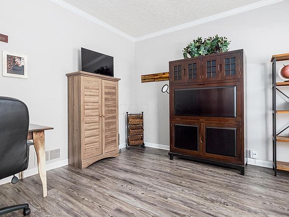 4th image of 7899 Priestley Dr