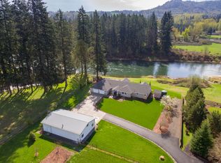 2697 Lewis River Rd, Woodland, WA 98674