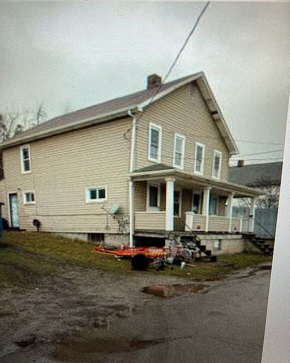 1st image of 31 Poplar St