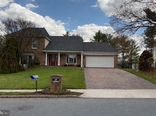 52 Homestead Cir, Marlboro, NJ
