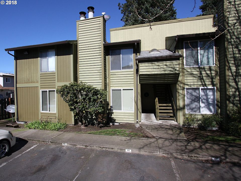 1st image of 2330 SE Brookwood Ave APT 205