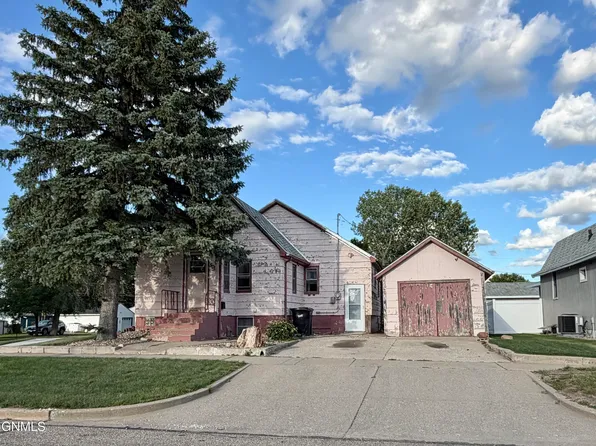 501 S 11th St, City Of Bismarck, ND 58504
