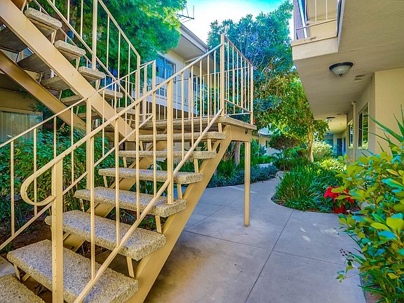 5th image of 1433 Rock Glen Ave APT 15