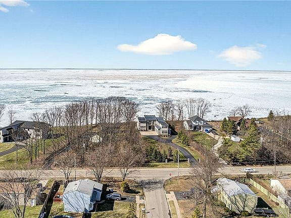 4th image of 6709 Lake Shore Rd