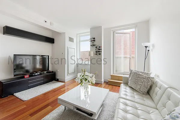 Rented by Manhattan Spaces | media 34