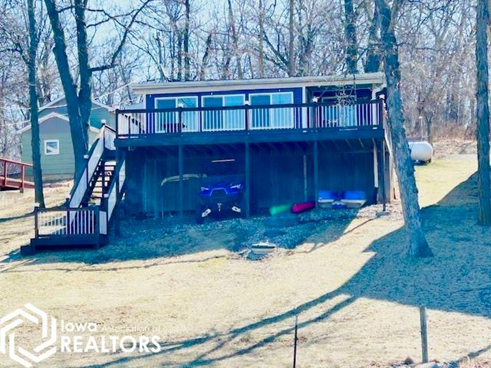 144 Center Point Dr, Montezuma, IA - View 5