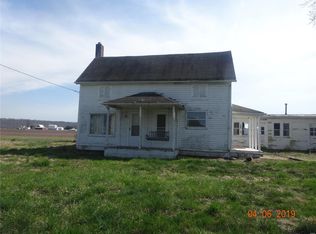 1906 Fountain Rd, Valmeyer, IL 62295