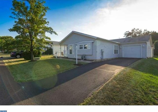 1st image of 451 Grouse Ct W