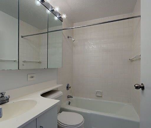 5th image of 154 E 29th St #1702