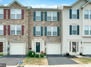 515 Westfield Ct, Quakertown, PA 18951