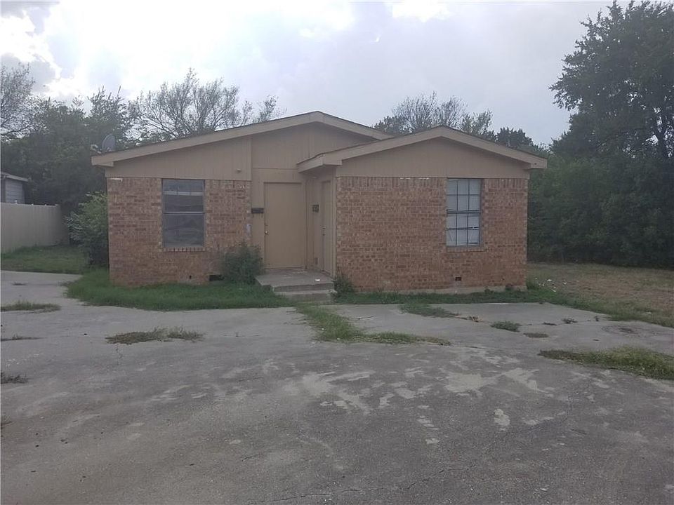2nd image of 2923 Chestnut Ave